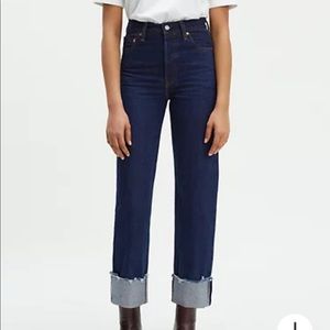 Levi’s ribcage straight selvedge women’s straight jean, size 29